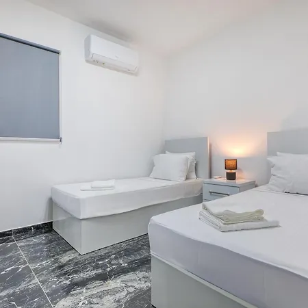 New - Floor In By Sf Homes Marsaskala