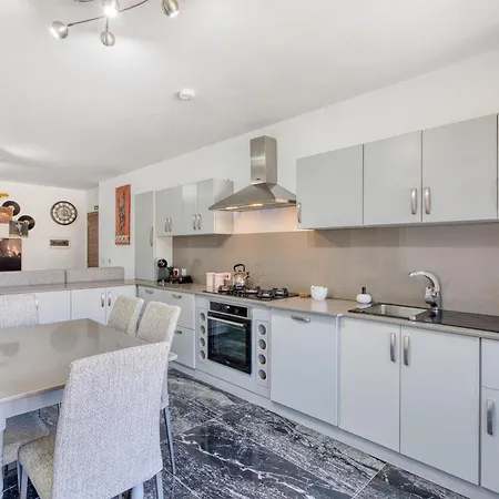 New - Floor In By Sf Homes Lägenhet Marsaskala