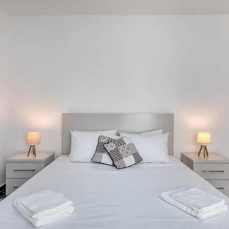 New - Top Floor Apartment In Marsaskala By Sf Homes * Marsaskala