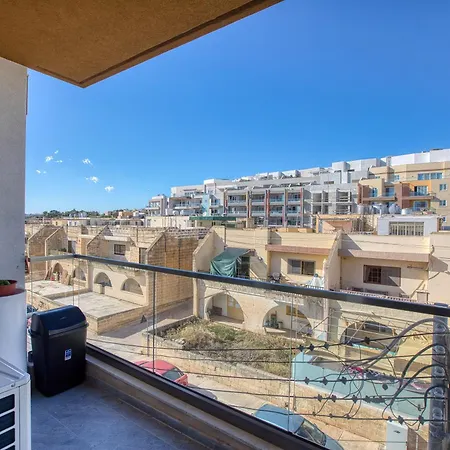 Apartment 2 Bedroom In Mscala *