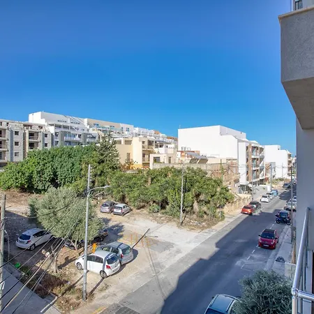 Apartment 2 Bedroom In Mscala *